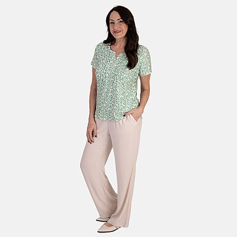 - Maisi Floral Print Short Sleeve Top With Button Detail (Size M, 12-14) - Green