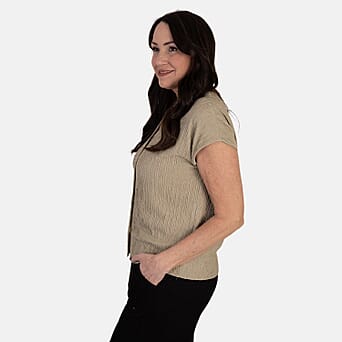 https://tjcuk.sirv.com/Products/82/5/8255827/Maisi-Textured-Buttoned-Vest-Top-Size-M-Sage_8255827_2.jpg?w=342&h=342