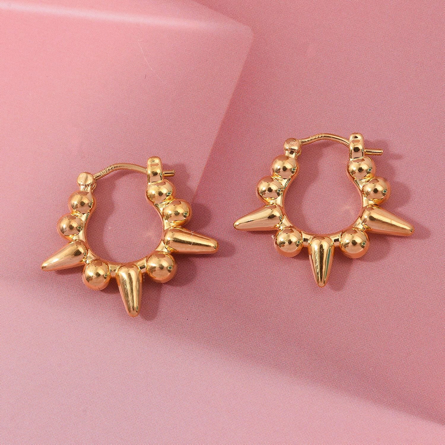 24K Yellow Gold (99.9% Purity) Standard Earring with Clasp