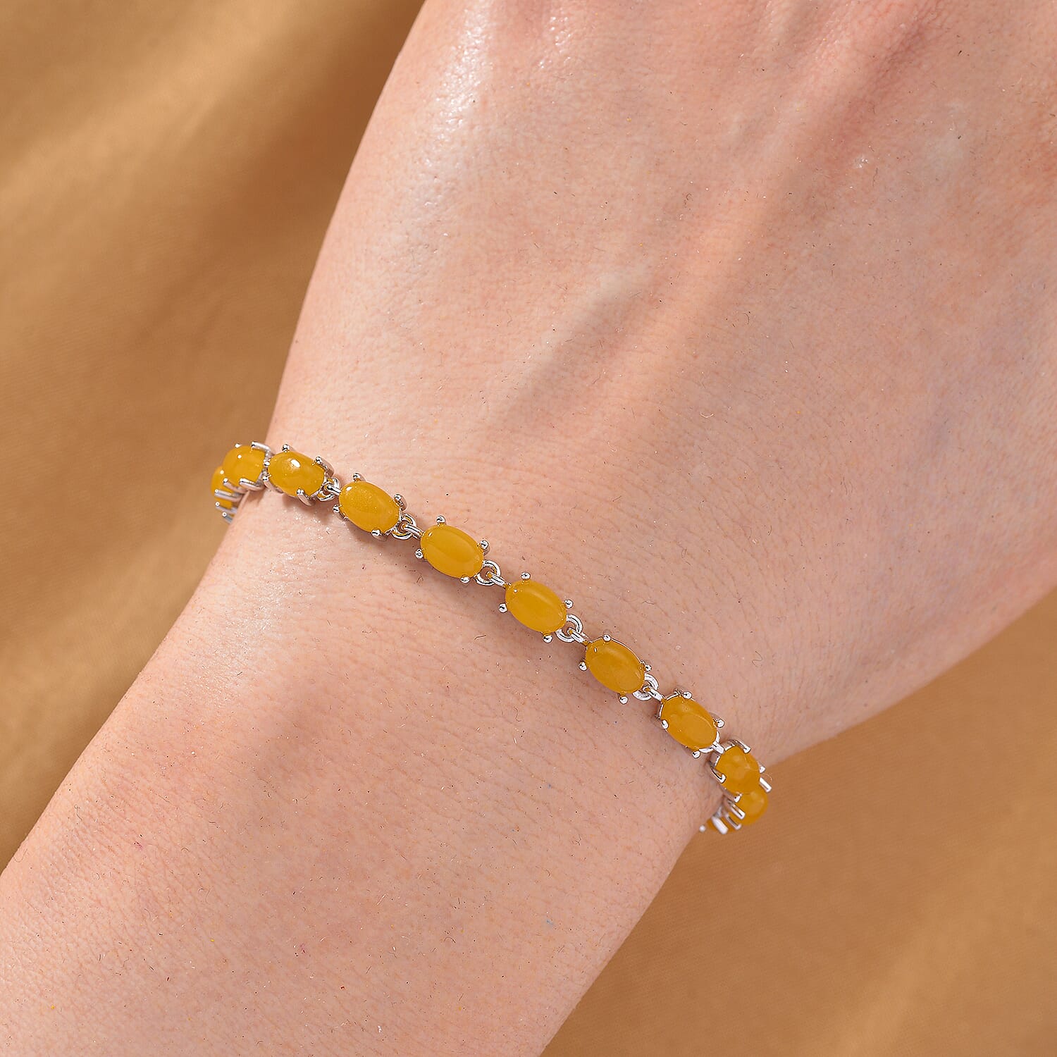 D'Joy Honey Jade Bracelet (Size 7) in Rhodium Overlay Sterling Silver 12.14 Ct, Silver Wt. 5.54 Gms.