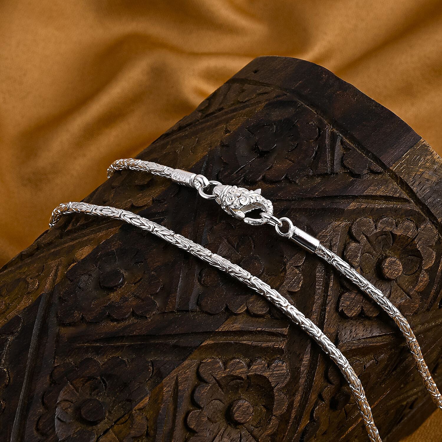 Royal Bali Collection Sterling Silver Borobudur Necklace (Size 20)