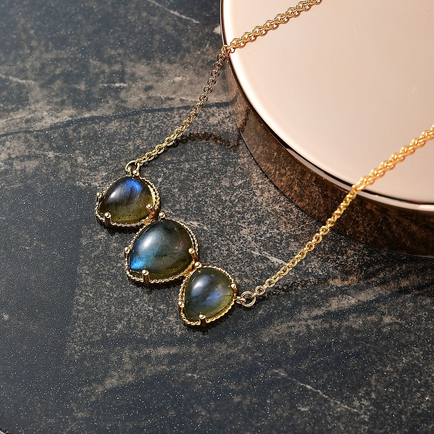 EverTrue Fancy Necklace (Size - 20) Pure Yellow Brass Mix Metal  10.568  Ct.