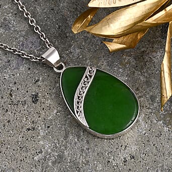https://tjcuk.sirv.com/Products/82/6/8261421/Green-Jade-Pendant-Sterling-Silver-25-720-Ct_8261421_1.jpg?w=342&h=342