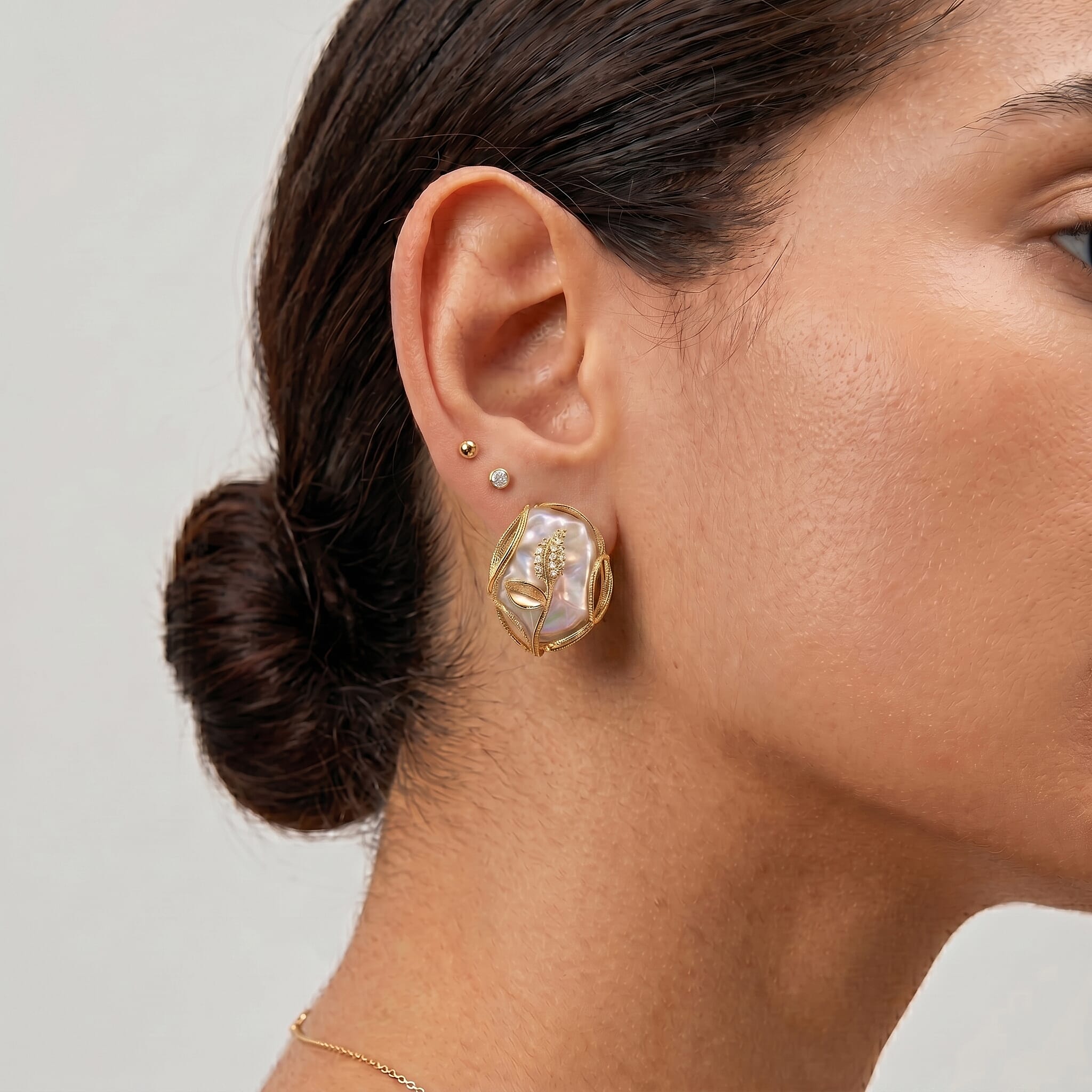 White Fresh Water Pearl & White Cubic Zirconia Earring with Push Back