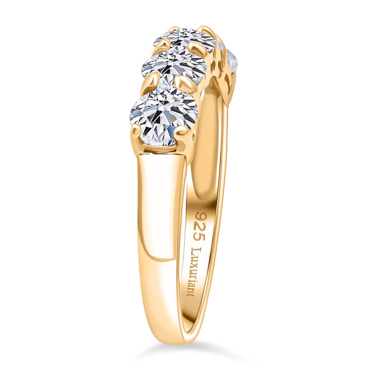 Luxuriant Lab Grown Diamond Ring