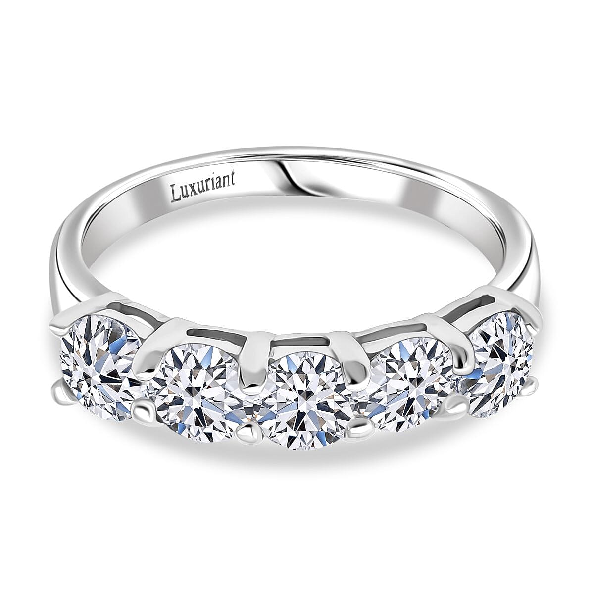 Luxuriant Lab Grown Diamond Ring
