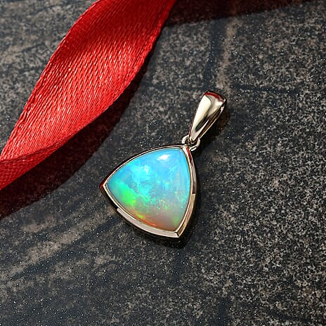 Luxoro 14K Yellow Gold AAA Ethiopian Opal Solitaire Pendant 3.69 Ct.