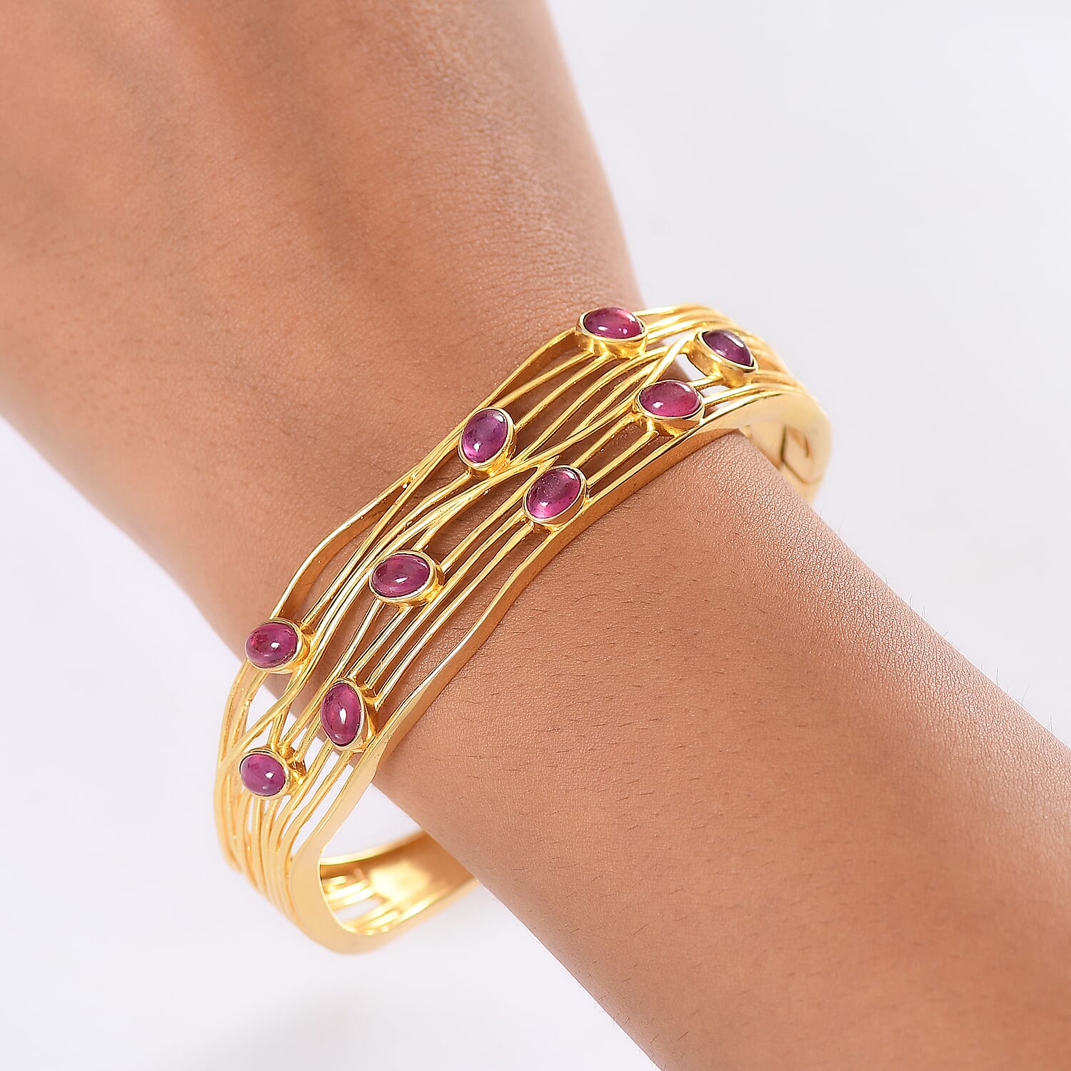 EverTrue Close Out Deal - Cabo Delgado Ruby Cuff Bangle (Size 7.5) in Yellow Gold Plated 7.59 Ct.