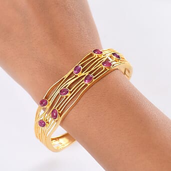 https://tjcuk.sirv.com/Products/82/6/8265453/EverTrue-African-Ruby-Cuff-Bangle-Size-7-5-in-Yellow-Gold-Plated-7-59-_8265453_2.jpg?w=342&h=342