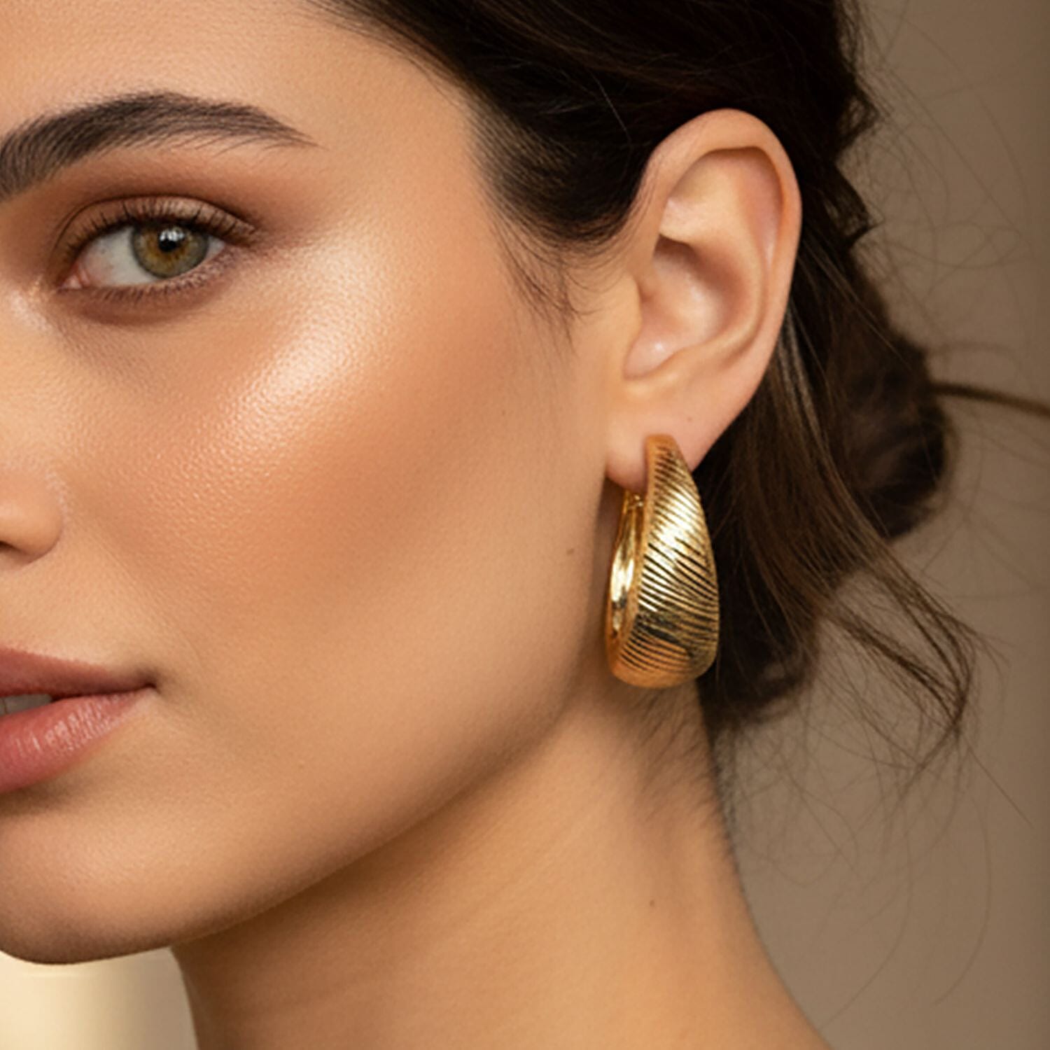 Royal Bali Collection 9K Yellow Gold Earring with Clasp 2.65gram