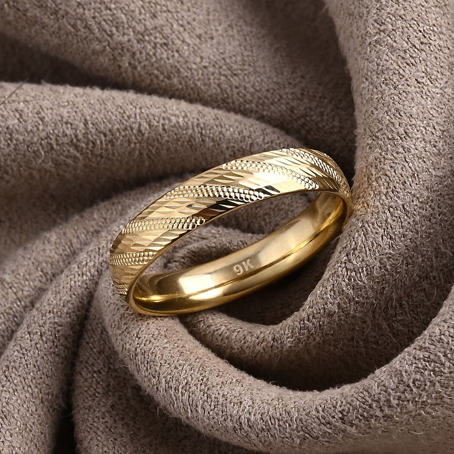 9K Yellow Gold Band Ring