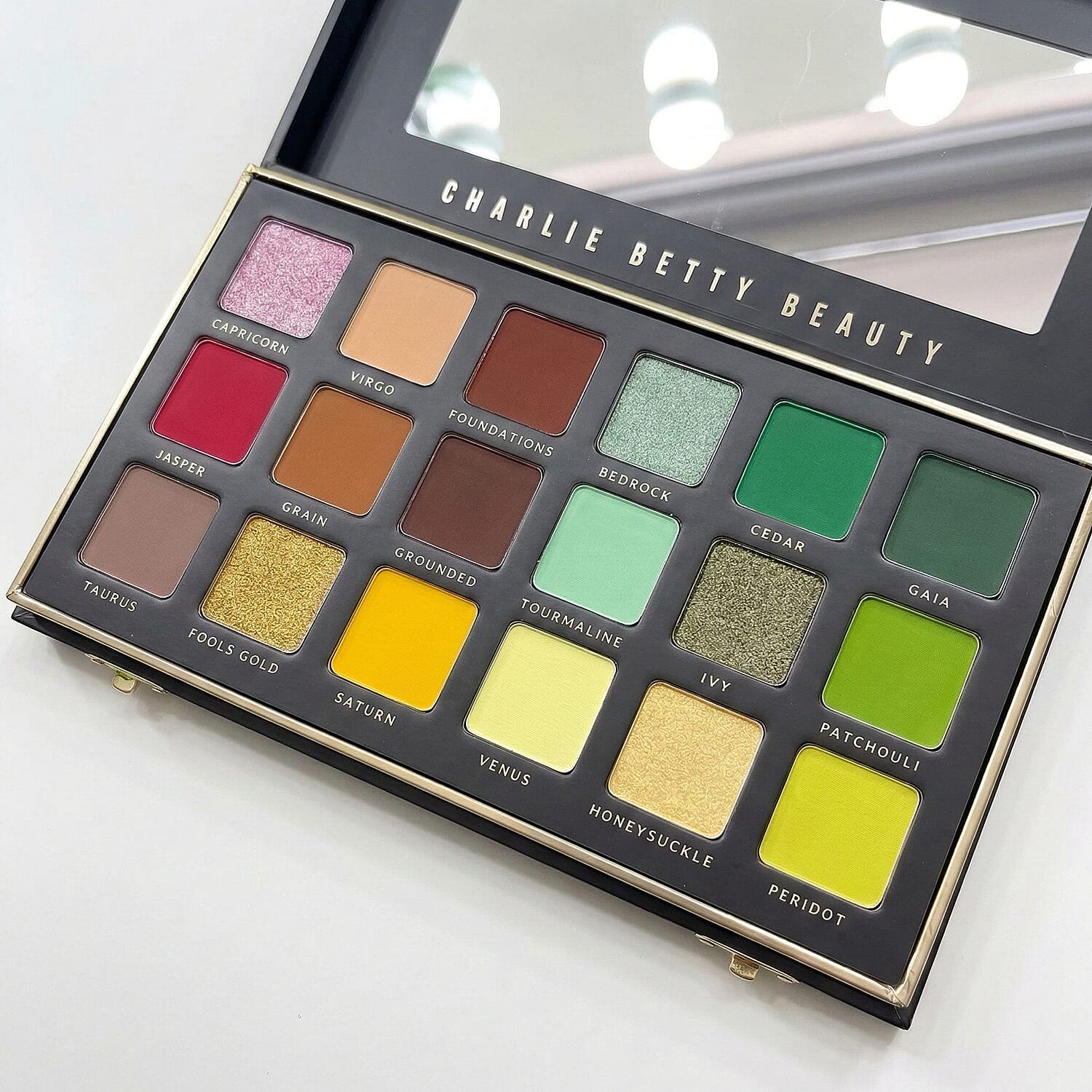 Charlie Betty Beauty The Earth Palette