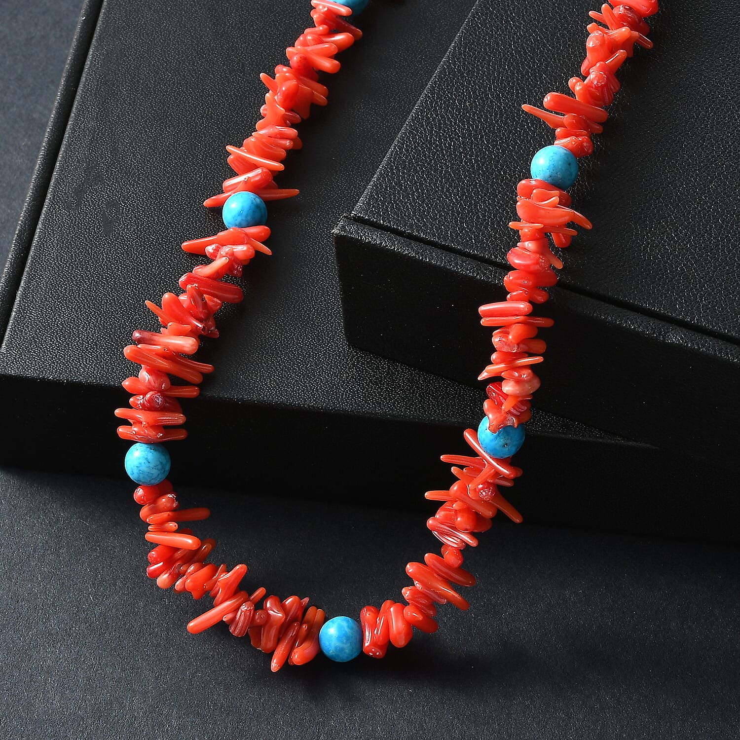 Coral & Magnesite Necklace (Size 18) in Yellow Gold Plated 200.00 Ct.