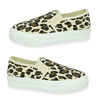 https://tjcuk.sirv.com/Products/82/6/8266830/Spot-On-Collection-Leopard-Print-Canvas-Slip-On-Shoes-With-Platform-So_8266830.jpg?w=342&h=342