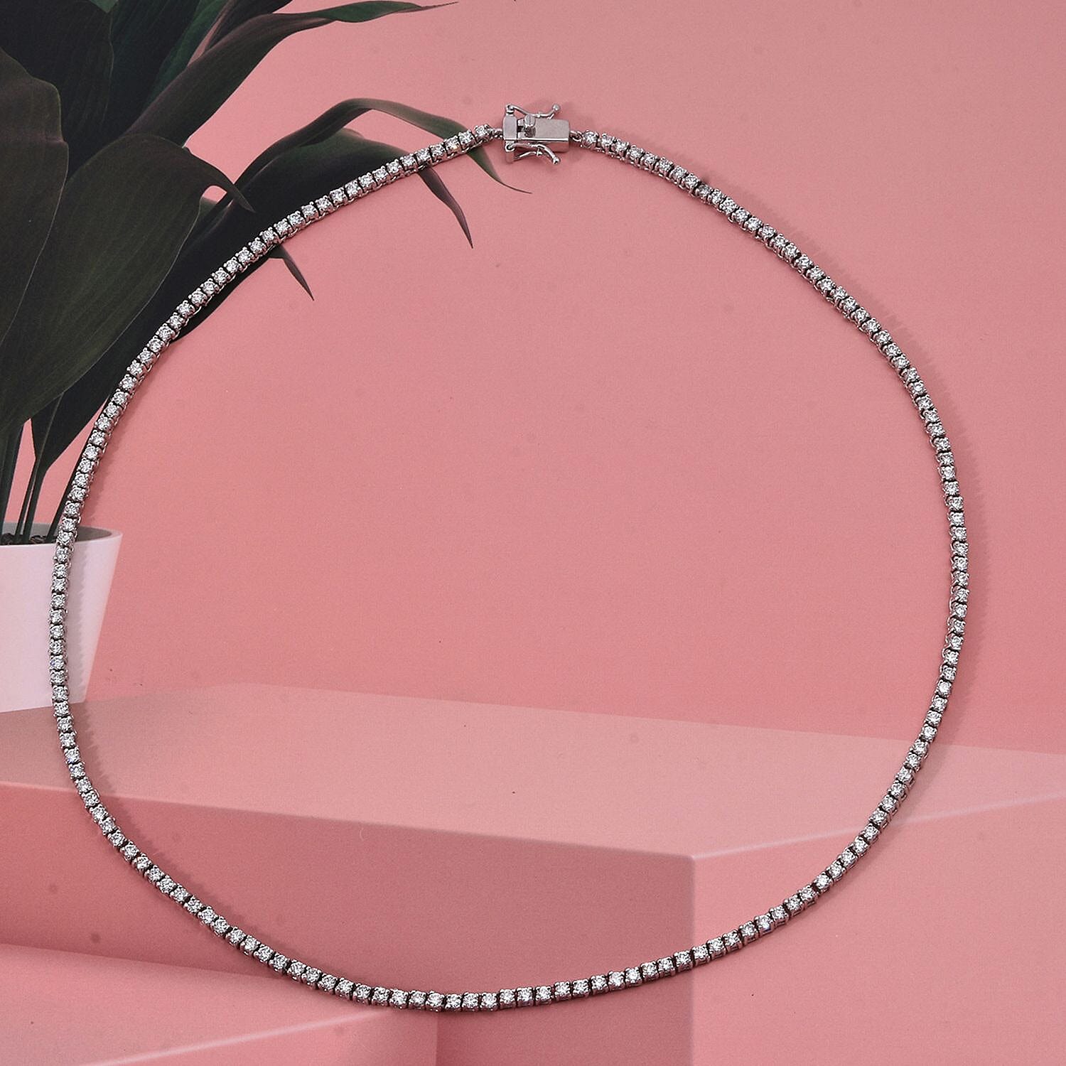 Luxuriant Lab Grown Diamond Necklace