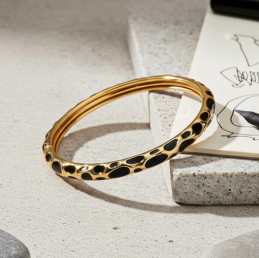 Enameled Bangle (Size 7) in Yellow Gold Tone