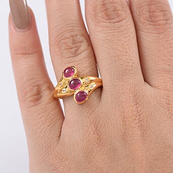 https://tjcuk.sirv.com/Products/82/7/8274910/D-Joy-African-Ruby-White-Zircon-3-Stone-Ring-in-18K-YG-VermeilSterling_8274910_2.jpg?w=342&h=342