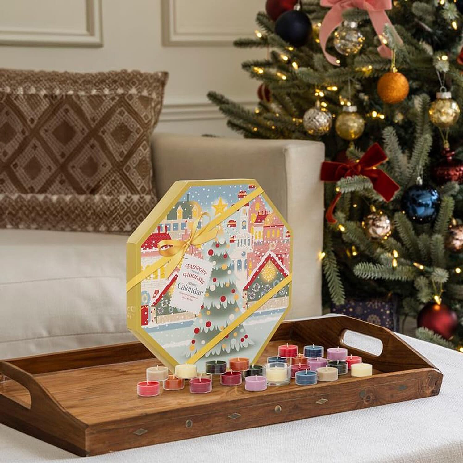 Yankee Candle Passport to the Holidays Advent Wreath Calendar - 24 Tea Lights & Holder Christmas Gift Set - Multi