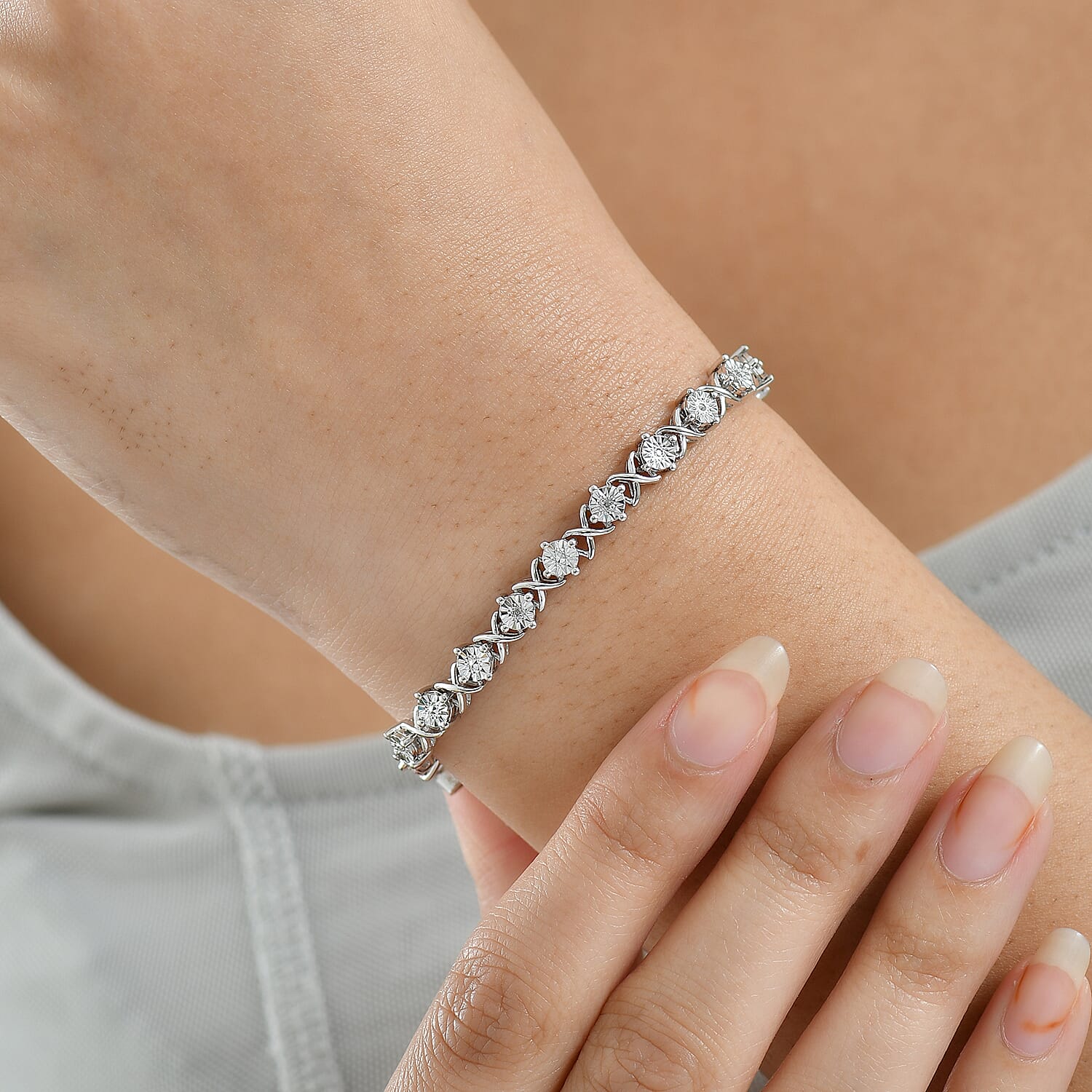 EverTrue White Diamond Line Bracelet 1 Row (Size - 7.5) Pure Yellow Brass  0.040  Ct.