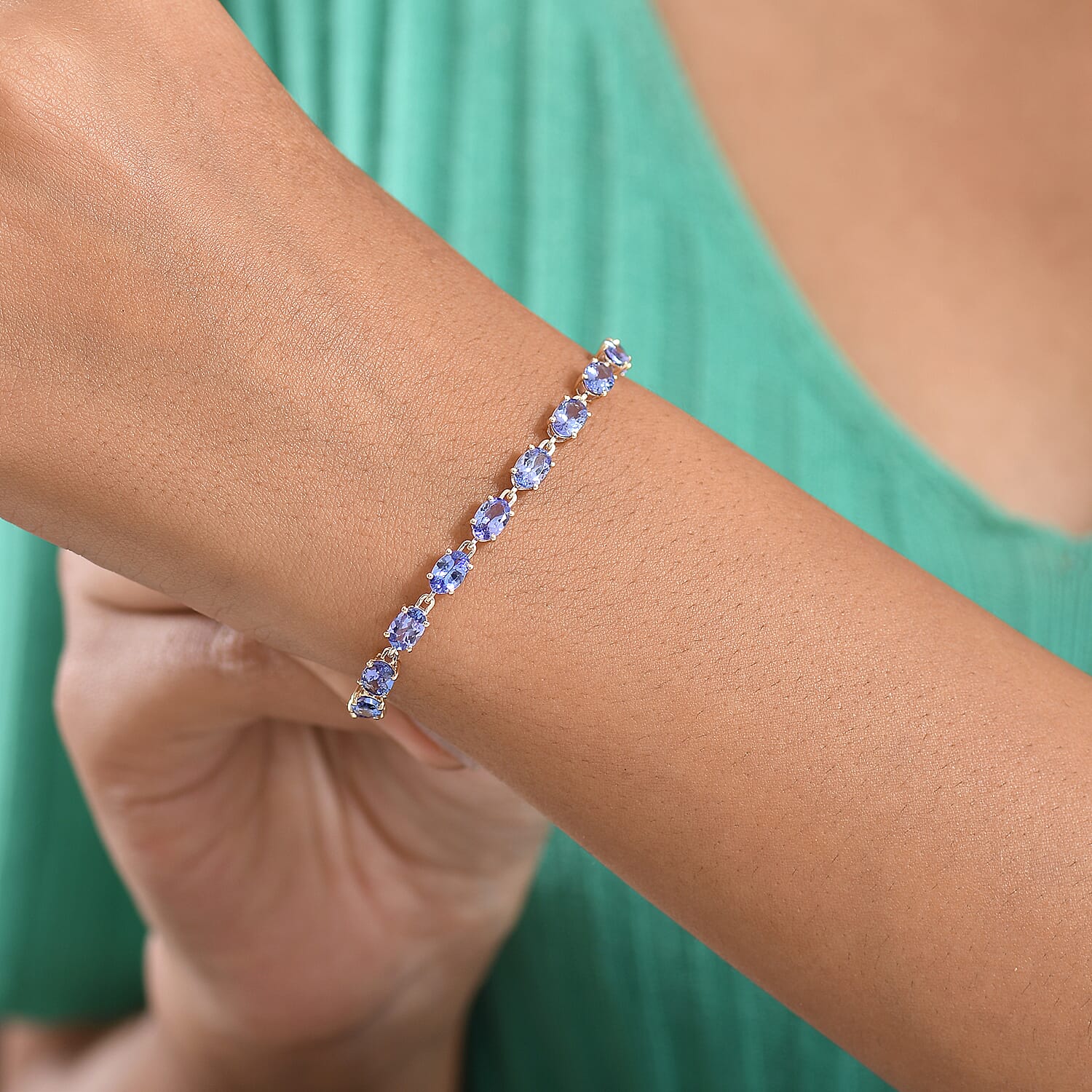 Luxoro 9K Yellow Gold AAA Tanzanite Bracelet (Size 7.0) with GB Lock Box 9.82 Ct.