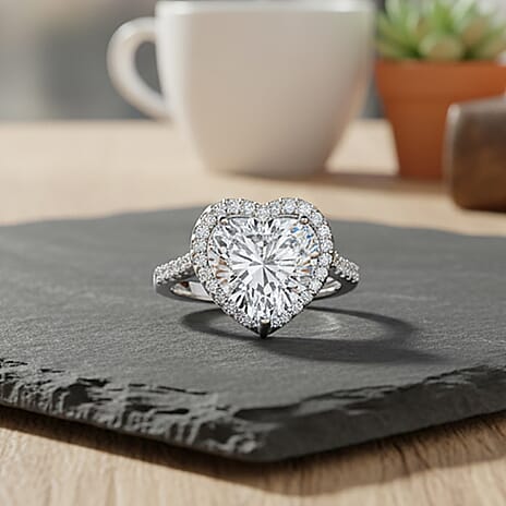 First Time Ever- Luxuriant 950 Platinum IGI Certified Lab Grown Diamond (VS-EF) Ring 5.52 Ct, Platinum Wt. 6.70 Gms.