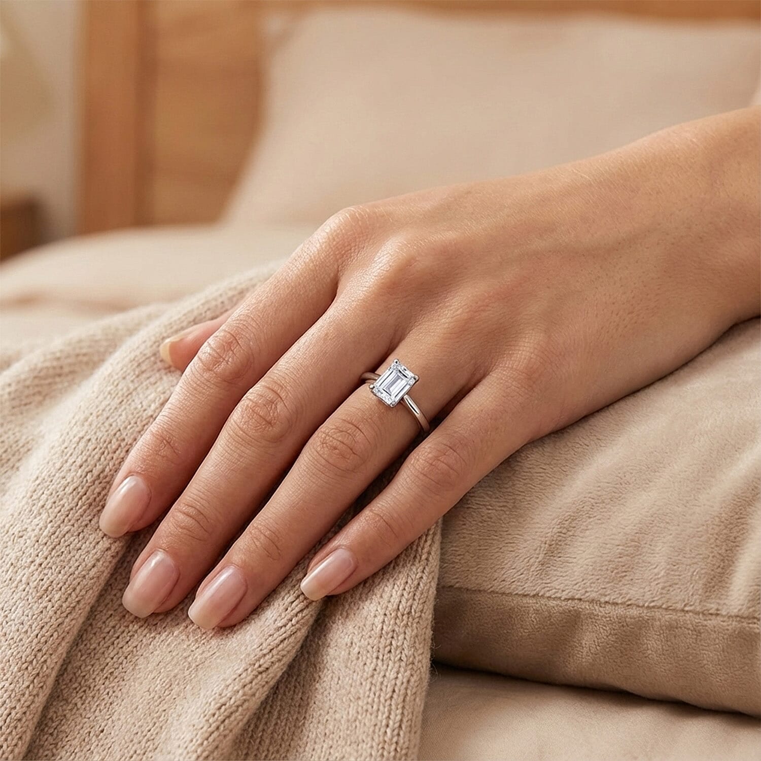 Luxuriant Lab Grown Diamond (SI-GH) Ring in Rhodium Overlay Sterling Silver 1.00 Ct.