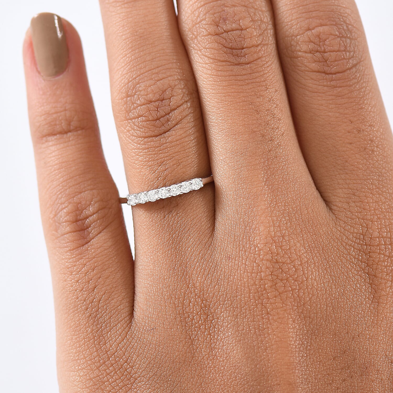 LUXURIANT Lab Grown Diamond 7-Stone Ring