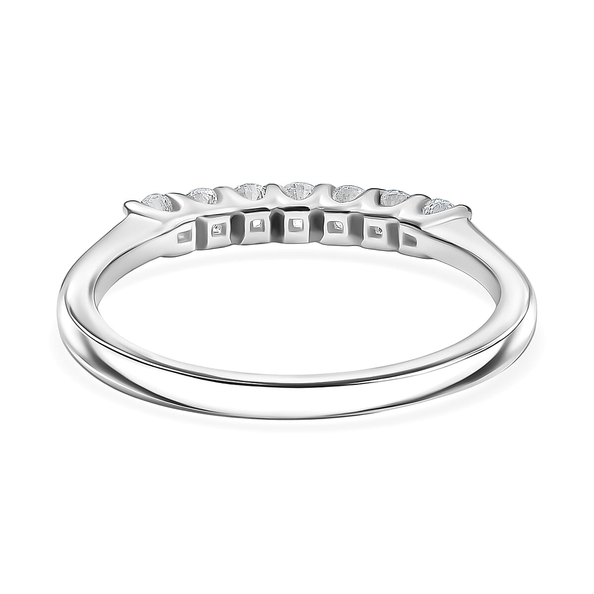 LUXURIANT Lab Grown Diamond 7-Stone Ring