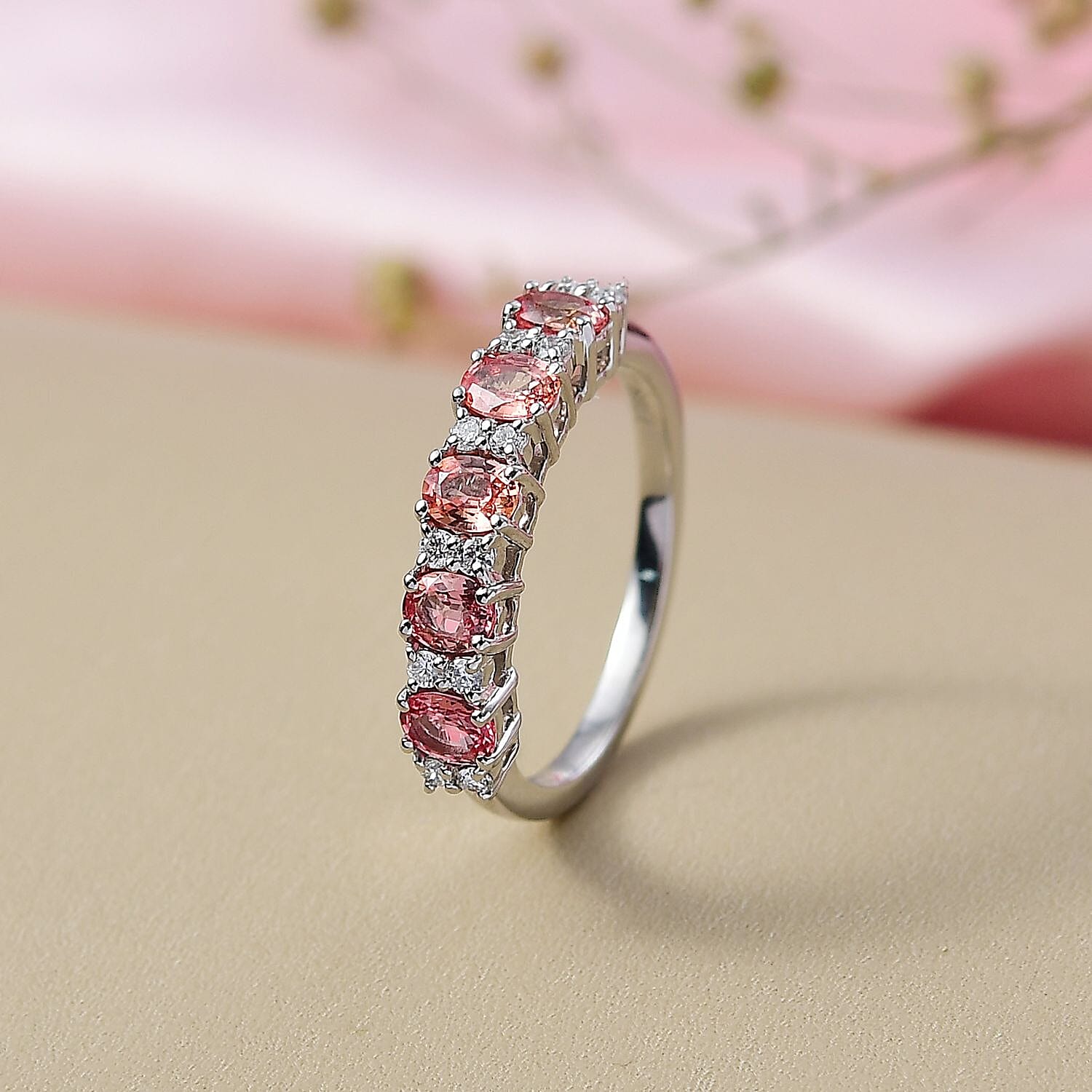 Luxuriant 950 Platinum AAAA Padparadscha Sapphire Lab Grown Diamond (SI-GH) Ring 1.15 Ct, Platinum Wt. 4.16 Gms.