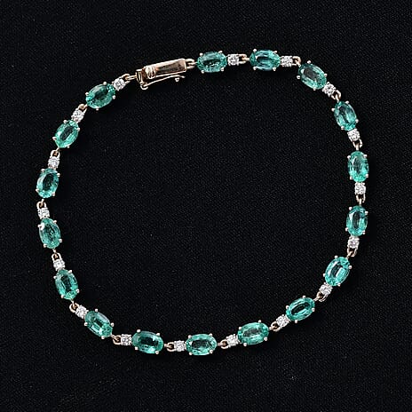 Luxuriant 9K Yellow Gold AAA Emerald & Lab Grown Diamond (SI-GH) Cluster Bracelet (Size 7.5) with GB Lock Box 7.82 Ct.
