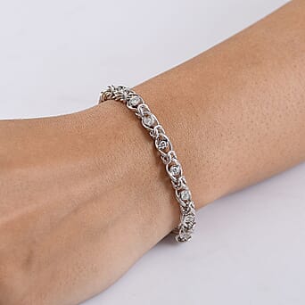 https://tjcuk.sirv.com/Products/82/7/8279065/Luxuriant-Lab-Grown-Diamond-Line-Bracelet-1-Row-Size-7-5-in-Rhodium-Ov_8279065_2.jpg?w=342&h=342