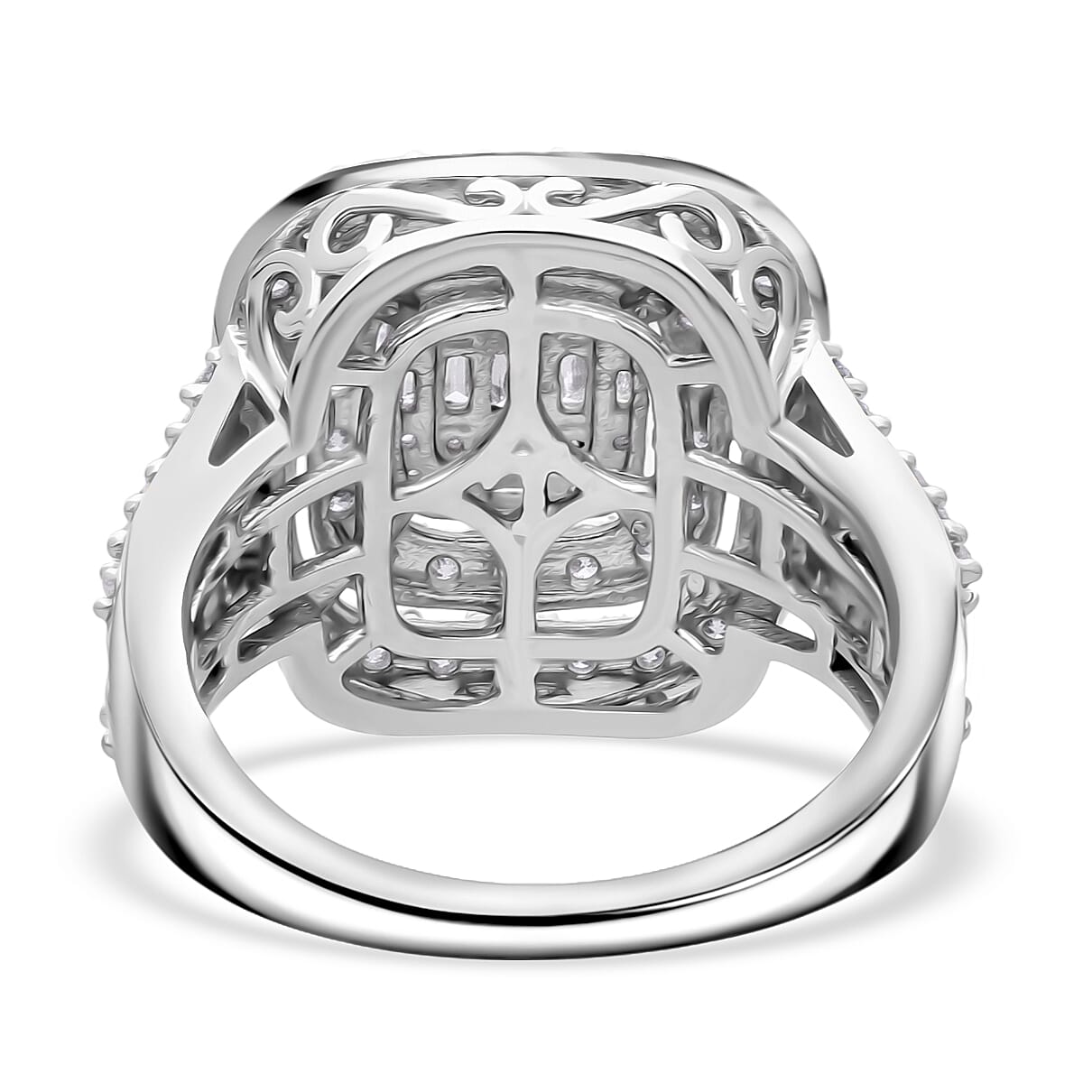 LUXURIANT 2 Ct. Lab Grown Diamond Cluster Ring