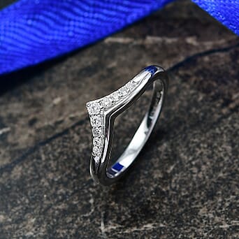 https://tjcuk.sirv.com/Products/82/7/8279229/Luxuriant-Lab-Grown-Diamond-Chevron-Knife-Edge-Ring-in-Rhodium-Overlay_8279229_1.jpg?w=342&h=342