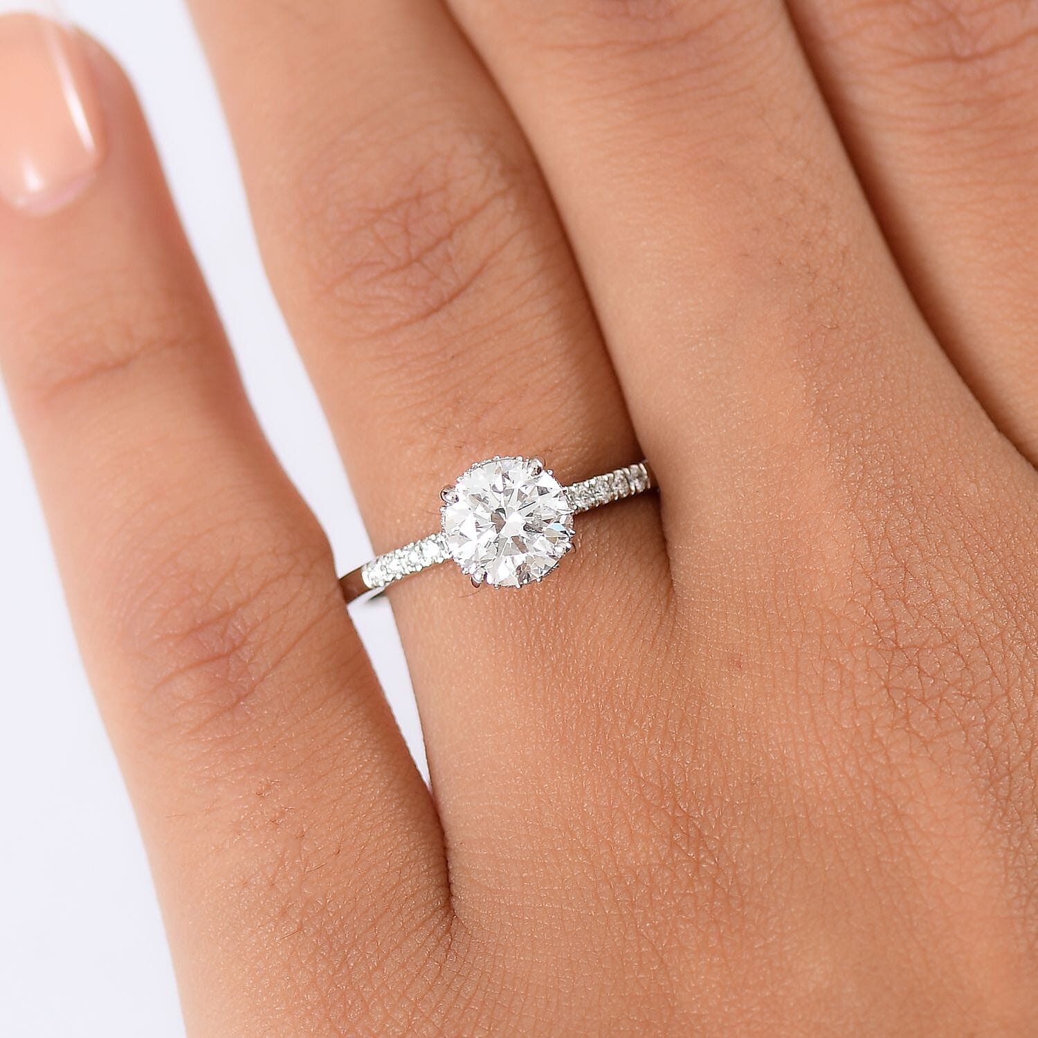 Luxuriant 950 Platinum IGI Certified Lab Grown Diamond (VS-EF) Ring 1.51 Ct, Platinum Wt. 4.16 Gms.