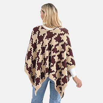 https://tjcuk.sirv.com/Products/82/8/8280558/Maisi-Acrylic-Patterned-Poncho-Size-One-Size-Red-beige-Pink_8280558_1.jpg?w=342&h=342