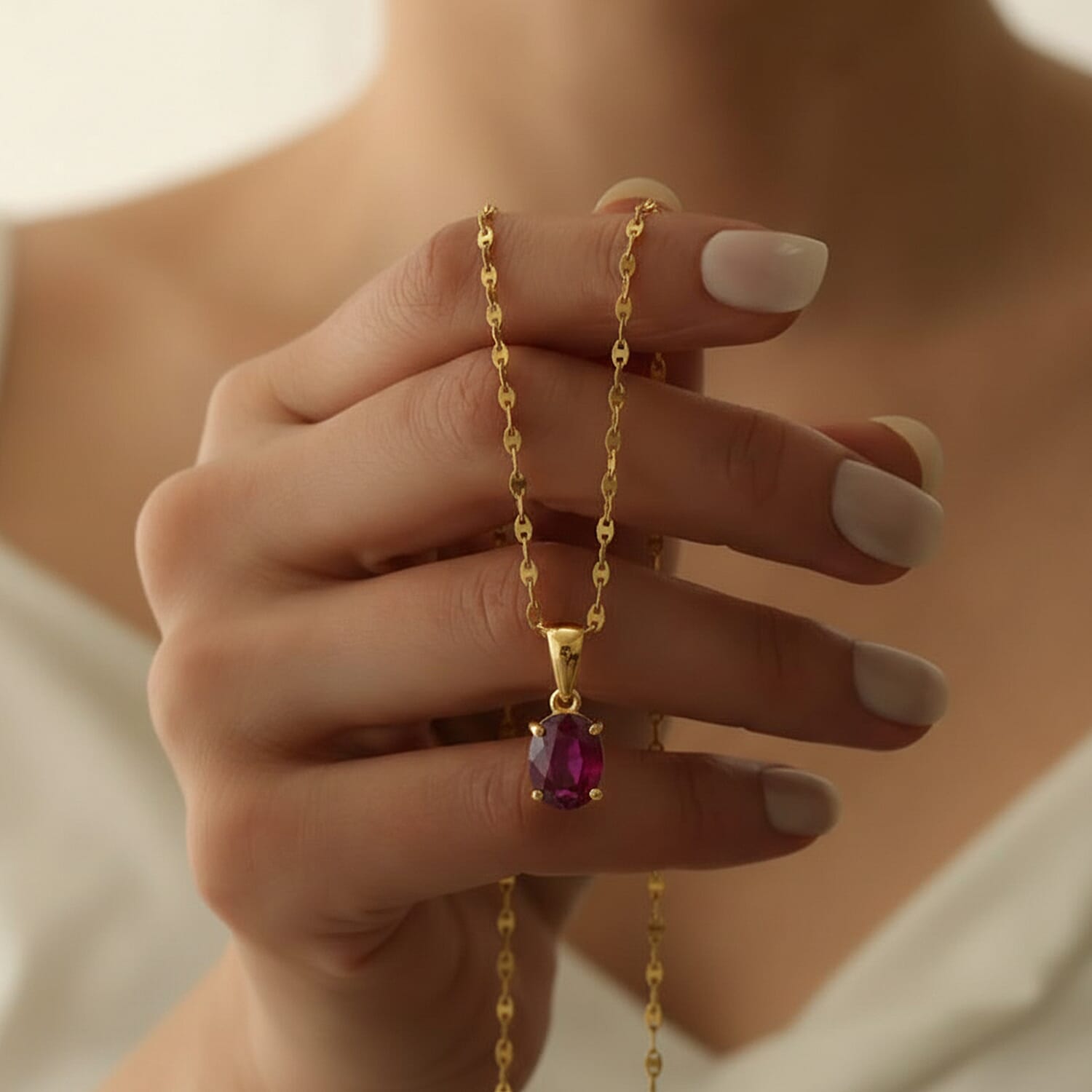 9K Yellow Gold Oval Cut AA African Ruby Pendant 1.25 Ct.