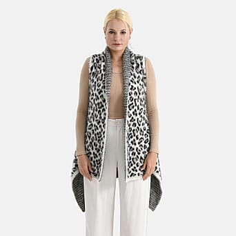 https://tjcuk.sirv.com/Products/82/8/8280623/Styled-By-Acrylic-Patterned-Cardigan-Size-One-Size-Beige-Beige_8280623.jpg?w=342&h=342