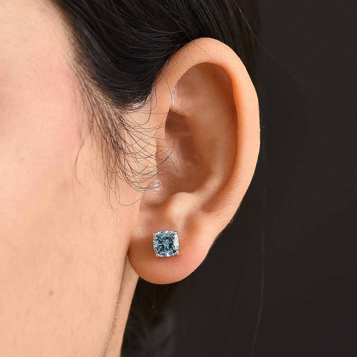 Luxuriant 9K Yellow Gold VS Lab Grown Blue Diamond Solitaire Stud Push Post Earring 3.03 Ct.