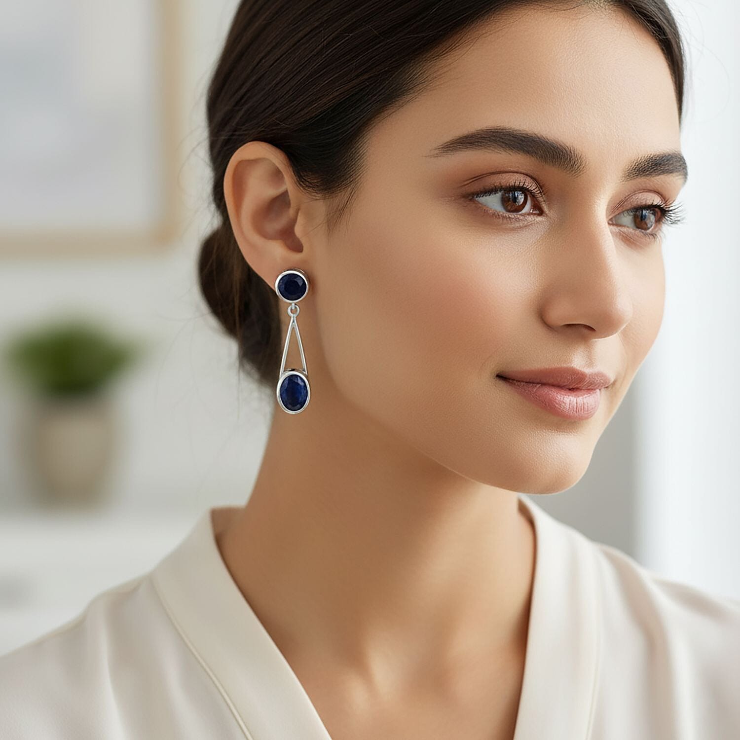 D'Joy Masoala Sapphire Earring in Rhodium Overlay Sterling Silver 4.17 Ct.