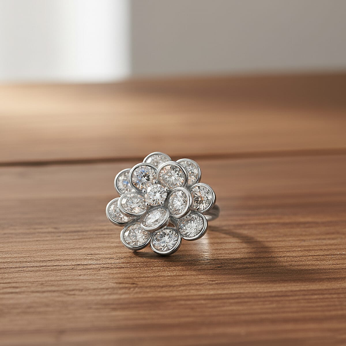 White Cubic Zirconia Spinner Adjustable Ring in Silver Tone 7.00 Ct.