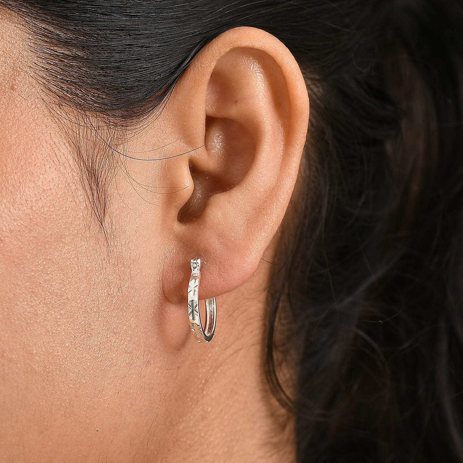 Sterling Silver Diamond Cut Hoop Earrings with Clasp