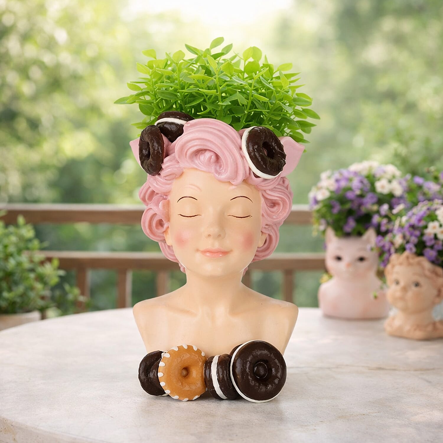 LIVMORE Lady Head Planter with Pink Hair (15 x 15 x 25 cm).