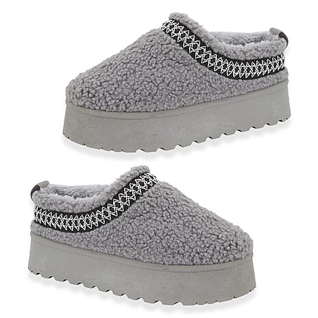 Emma Panda Embroidered Trim Platform Sherpa Boots (Size 4) - Grey