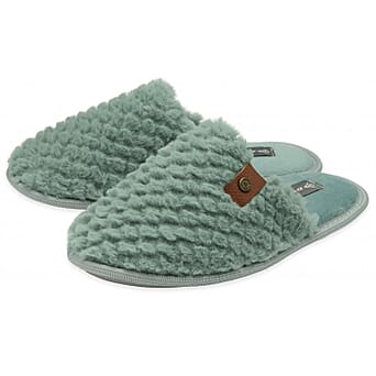 https://tjcuk.sirv.com/Products/82/8/8283700/Dunlop-Iris-Textured-Faux-Fur-Mule-Slippers-Size-4-Green_8283700_1.jpg?w=342&h=342