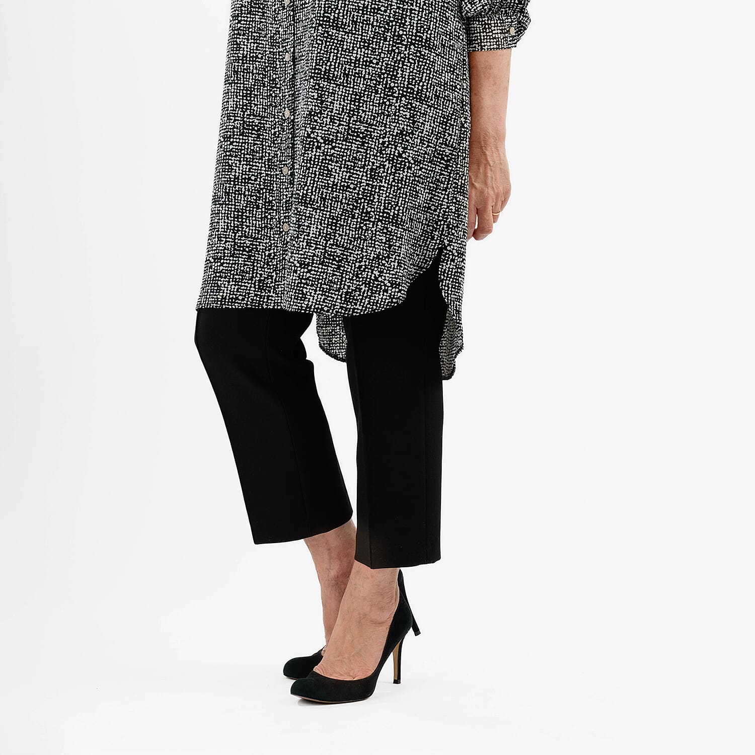 Closeout Deal: Stylish Longline Button-Down Shirt