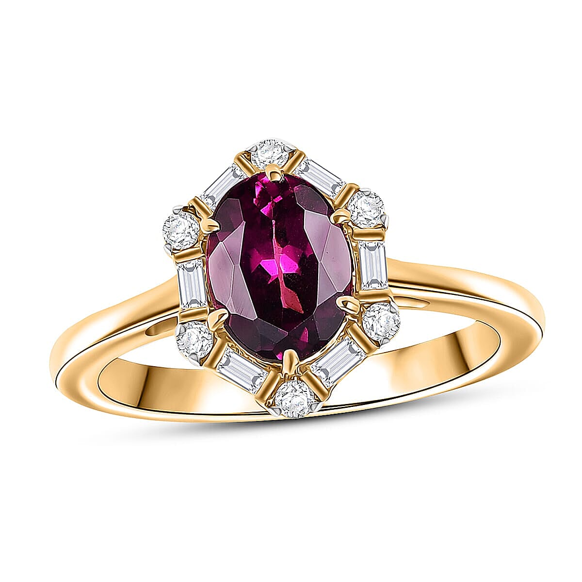 Luxuriant 10K Yellow Gold AAA Radiant Ember Garnet, Lab Grown Diamond GH, SI Main Stone With Side Stone Ring, Gold Wt.2.86 Gms  1.653  Ct.