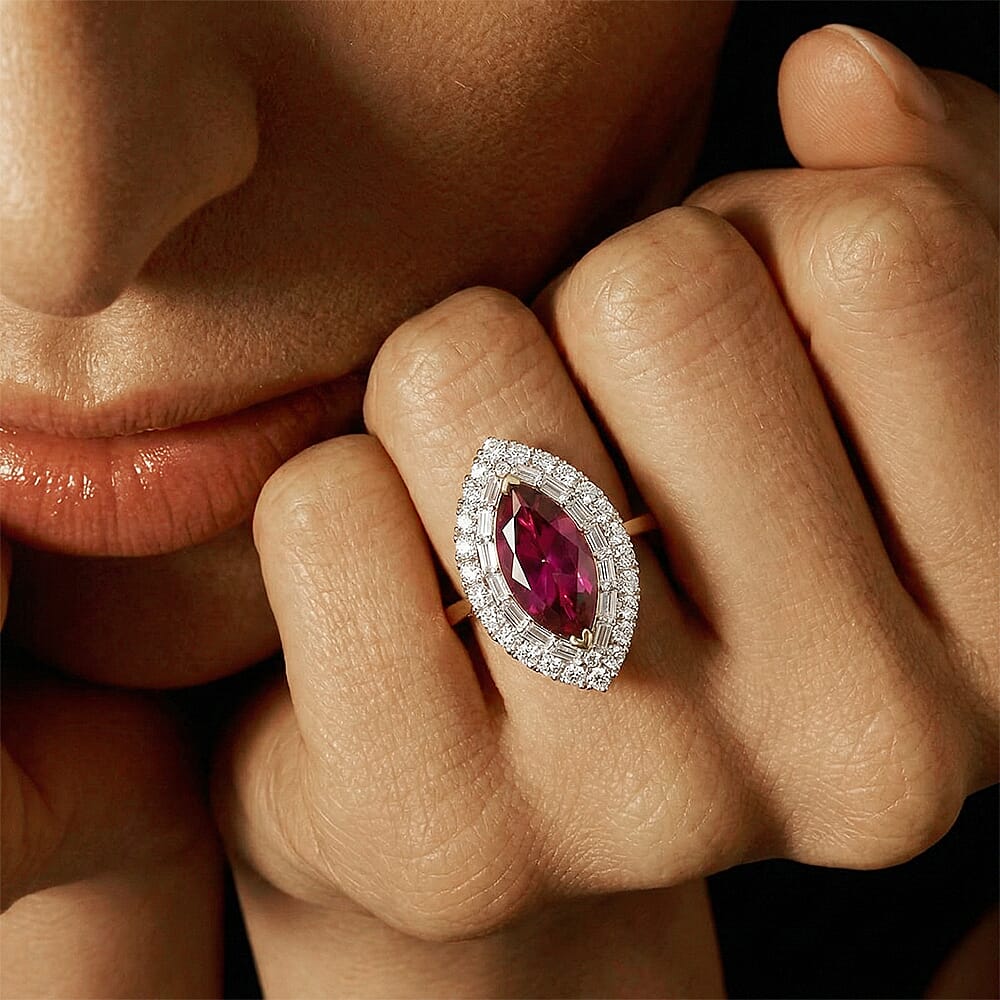 Luxuriant 10K Yellow Gold AAA Radiant Ember Garnet, Lab Grown Diamond Main Stone With Side Stone Ring, Gold Wt.3.95 Gms  3.594  Ct.