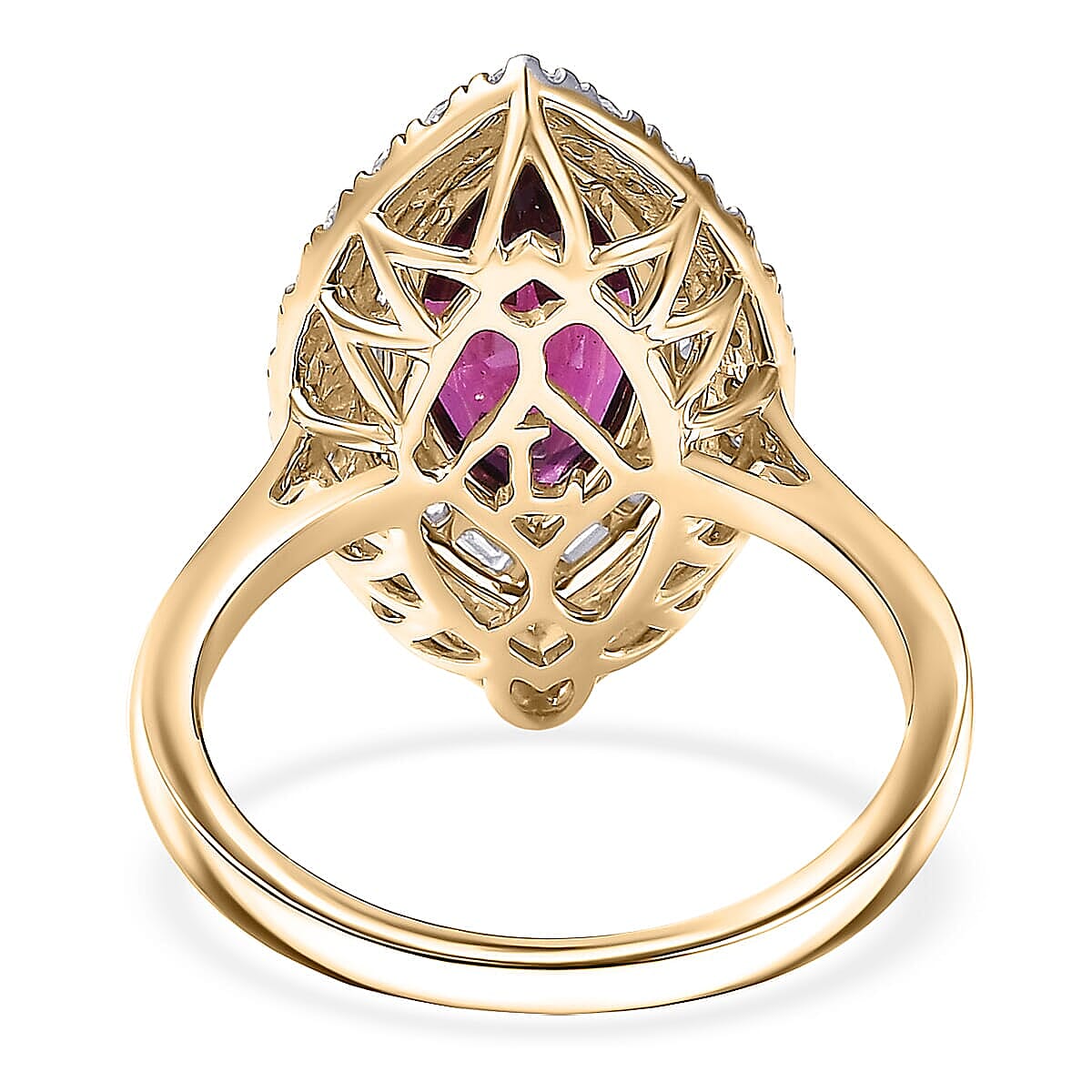 Luxuriant 10K Yellow Gold AAA Radiant Ember Garnet, Lab Grown Diamond Main Stone With Side Stone Ring, Gold Wt.3.95 Gms  3.594  Ct.