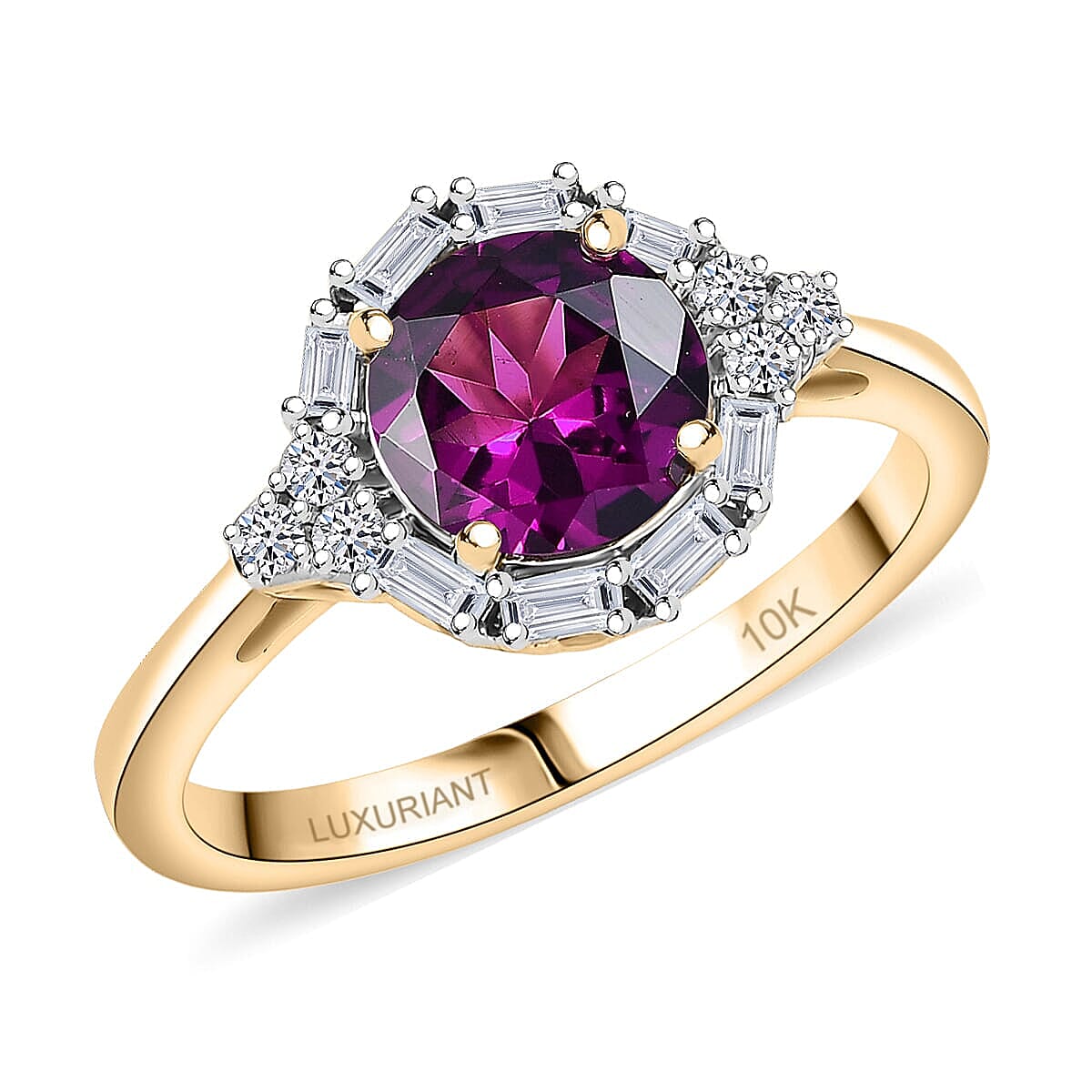 Luxuriant 10K Yellow Gold AAA Radiant Ember Garnet, Lab Grown Diamond Main Stone With Side Stone Ring, Gold Wt.2.33 Gms  1.764  Ct.