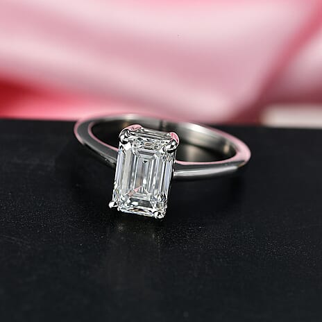 Luxuriant 950 Platinum IGI Certified Emerald Cut Lab Grown Diamond (VS-EF) Ring 2.00 Ct, Platinum Wt. 4.70 Gms.